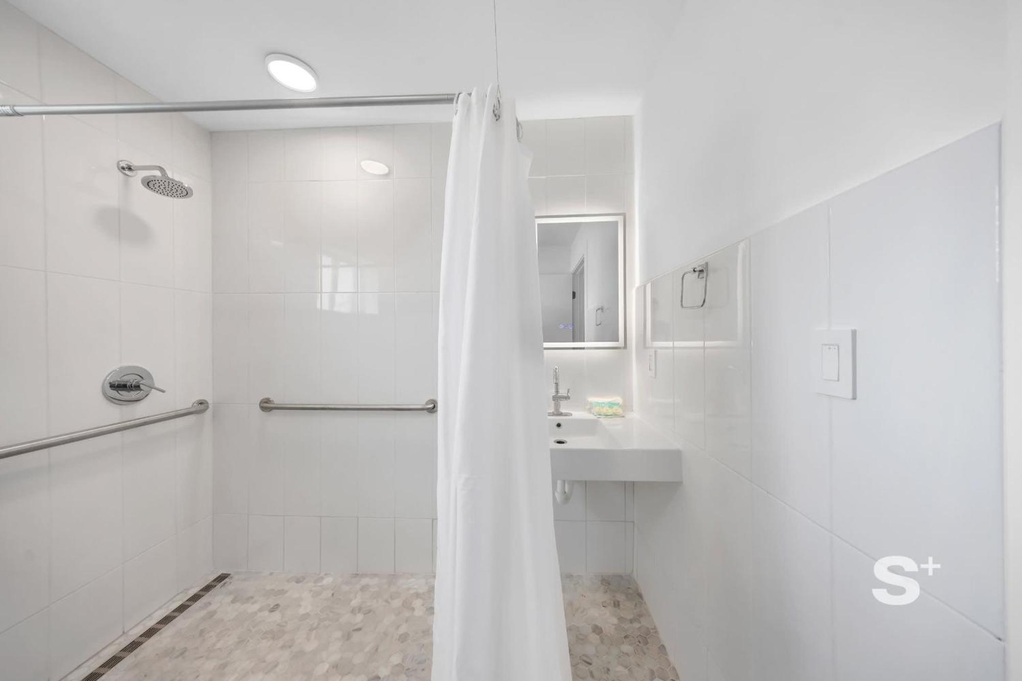 Apartment 1-br Retreat In The Centre *